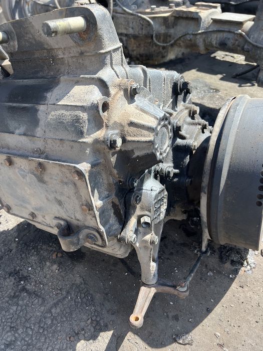 Роздавальна коробка (роздатка) Урал