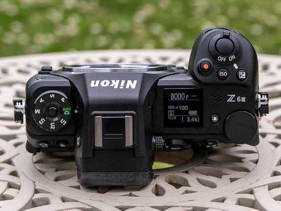 Nikon Z6 III (Corpo) - 24.5MP