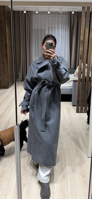 Пальто Bazhane серое