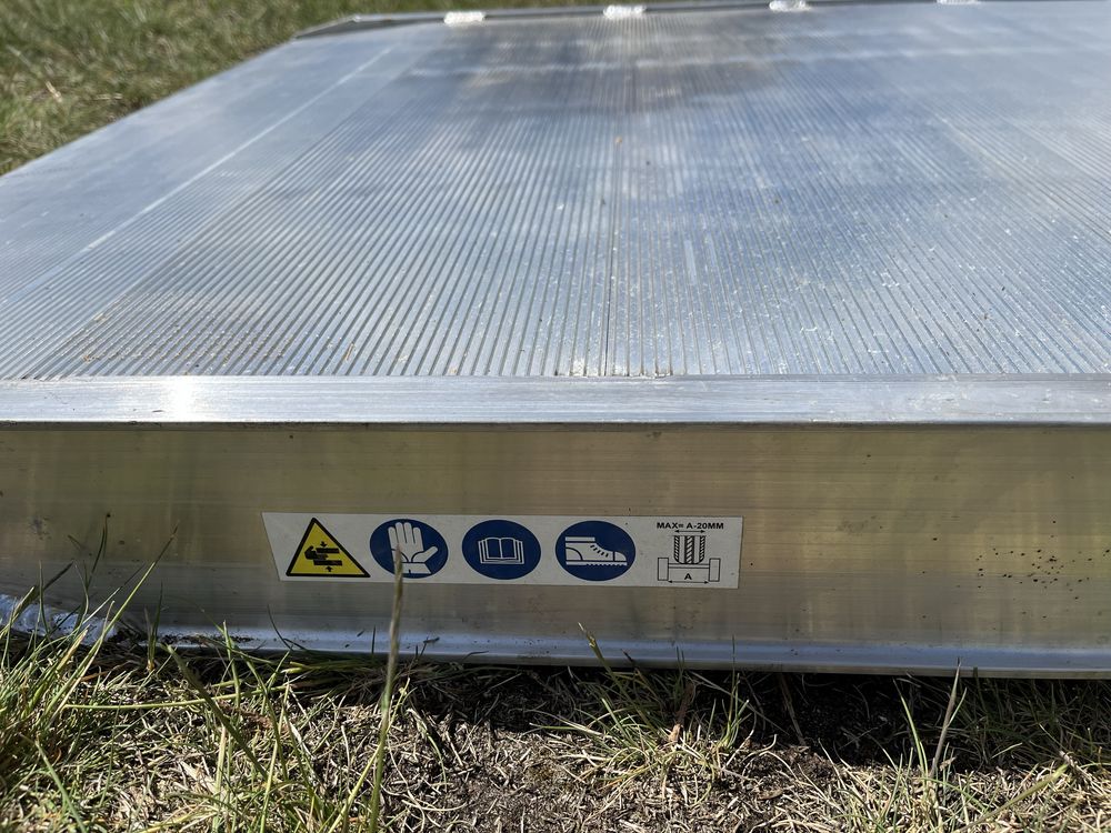 Trap, najazd, rampa 300x100, aluminium 1,5t, solidna konstrukcja