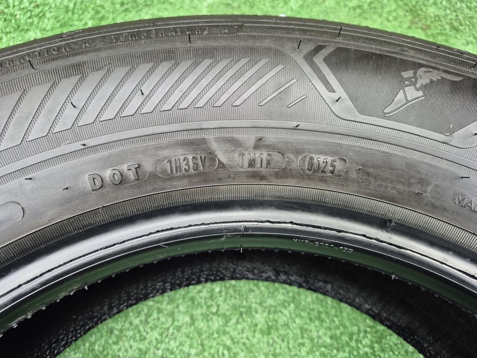 Opony letnie GOODYEAR 215/65 R16 98H