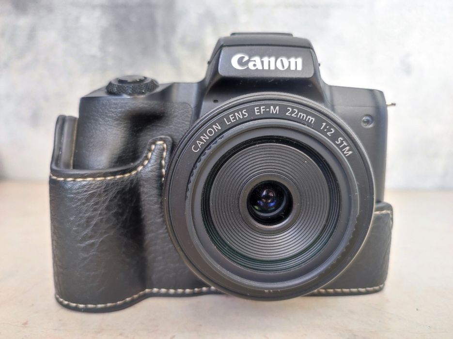 Canon M50+canon ef-m 22mm f2+великий комплект