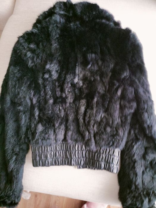 Casaco/blusão em pele  verdadeira e pêlo/Mango S(portes incluídos)