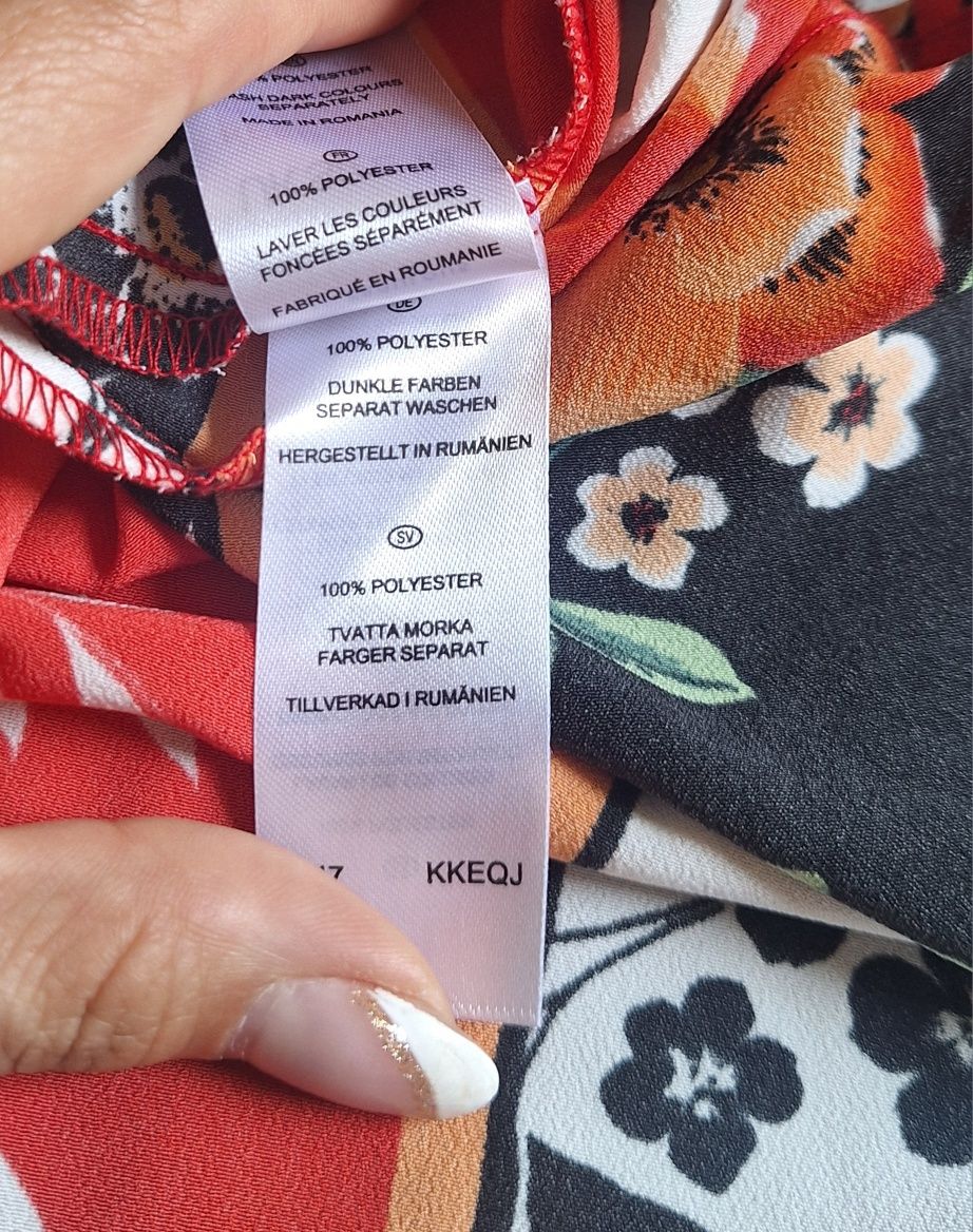 Sukienka midi długi rękaw marka So Fabulous rozmiar XXL 44