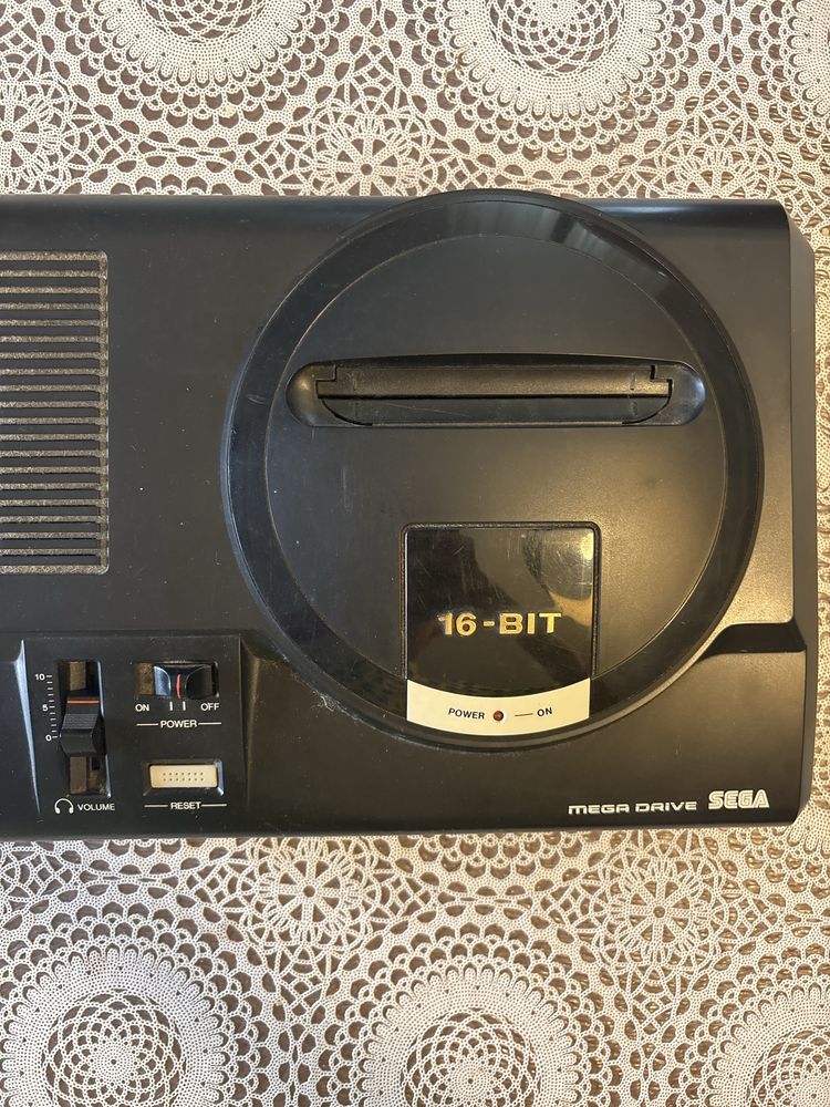 Consola Mega Drive SEGA 16-bit