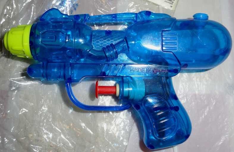 Іграшковий водяний пістолет (3+)