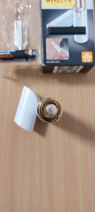 Тример для обличчя