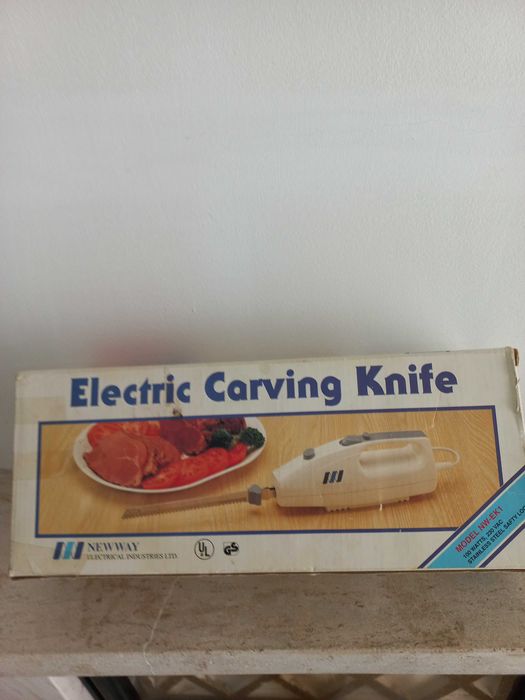Faca electrica, de cozinha, como nova.