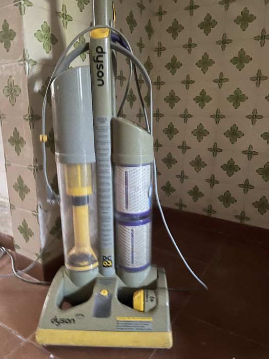 Dyson aspirador antigo