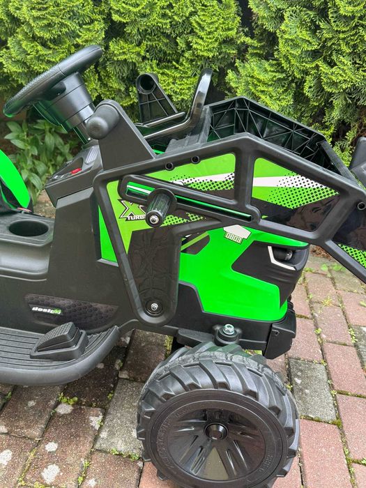 Traktorek na akumulator dla dzieci SX2068. Skompletowany