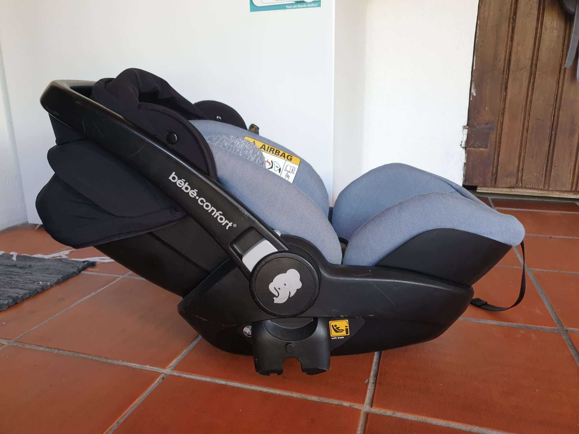Carrinho Adorra Maxi Cosi + ovo Marble Bebé Confort + isofix