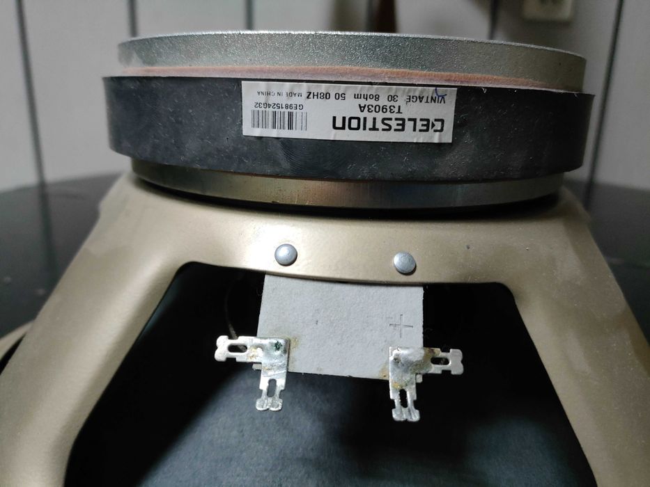 Celestion V30, głośnik gitarowy 12", 8 Ohm