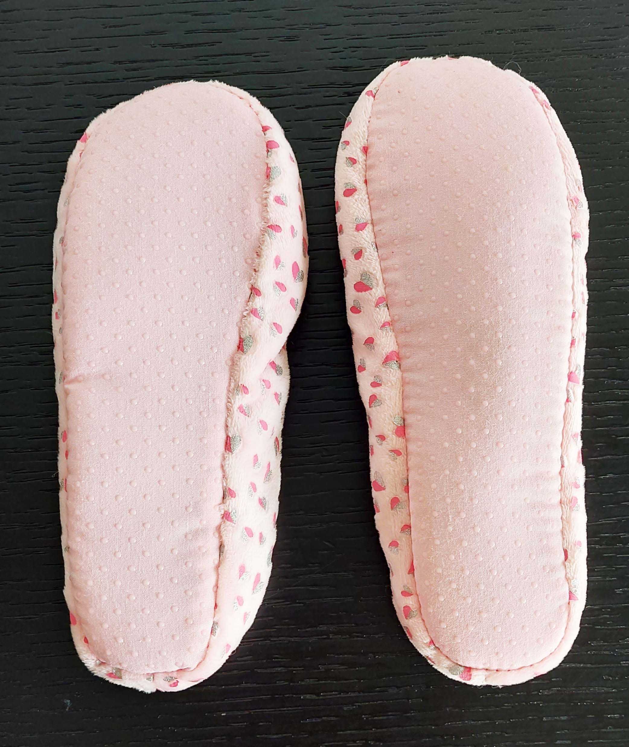 Pantufas antiderrapantes rosa de menina tamanho 32