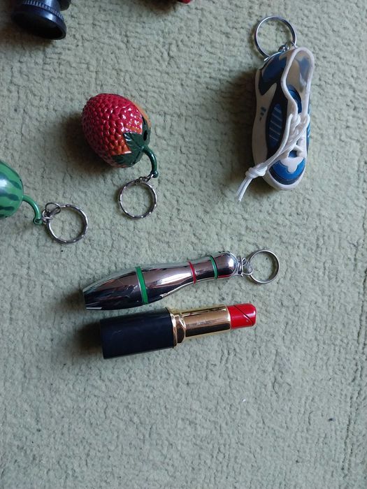 15 Isqueiros  novos sem uso