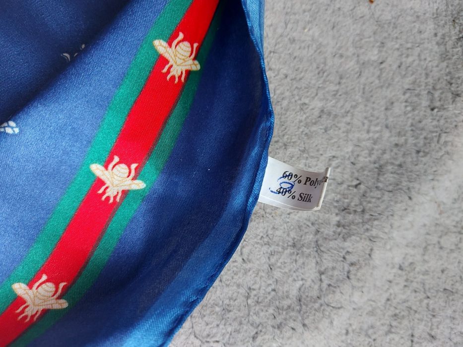 Apaszka  granatowa w  żuki