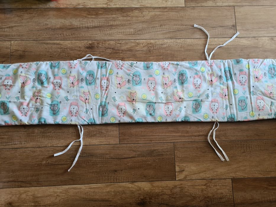 Ochraniacz na łóżeczko