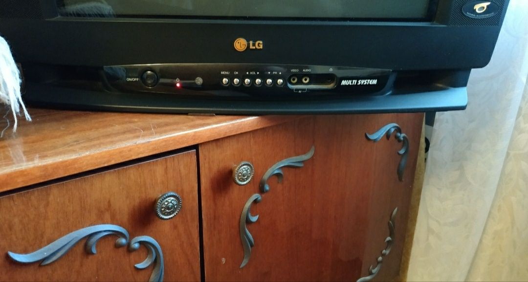 LG Golden Eye 2 (Рабочий)