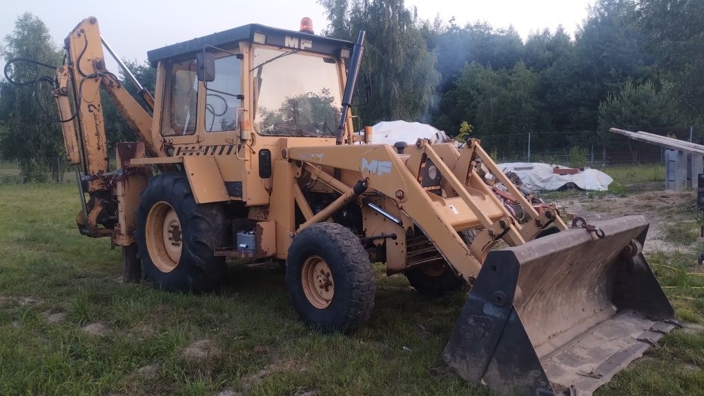 Koparko-ładowarka MF 50H