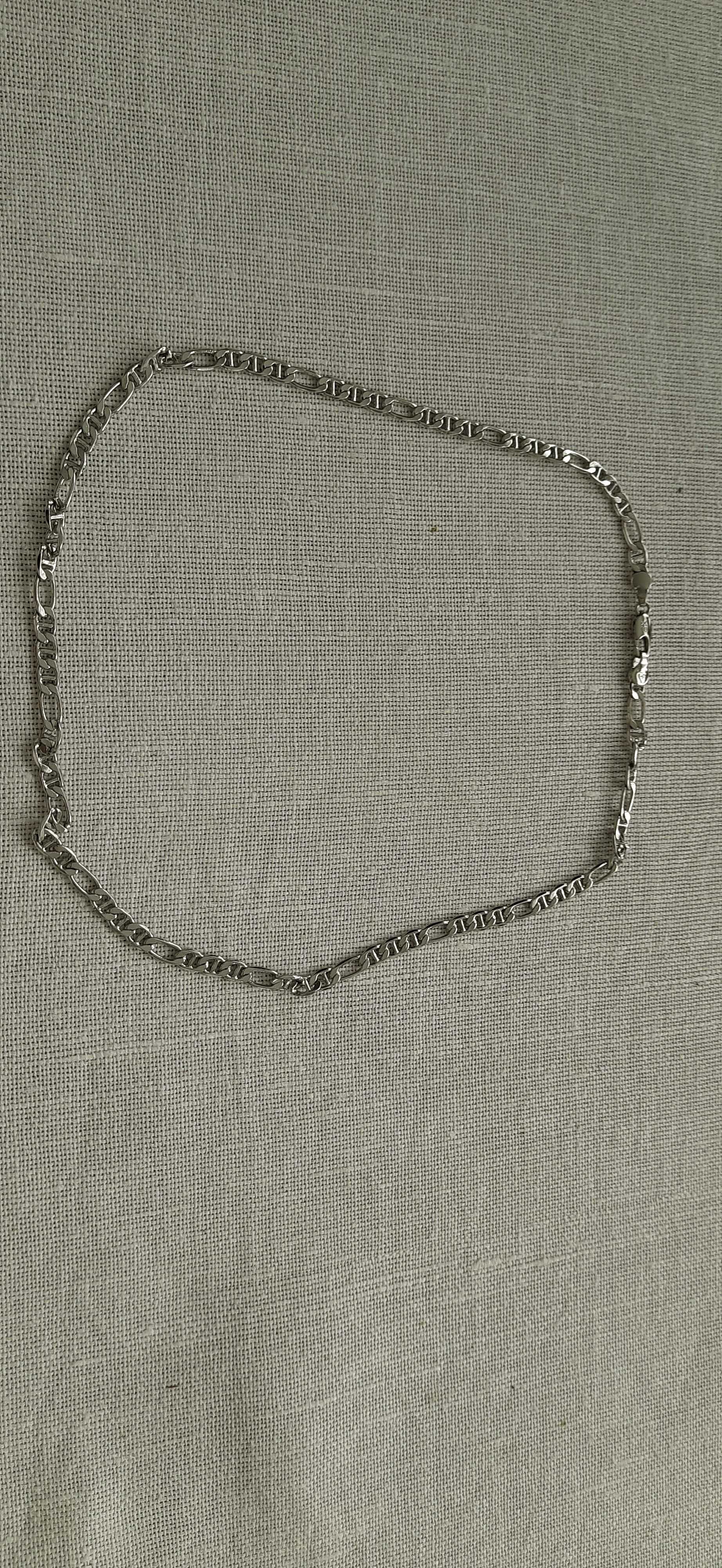 Łańcuszek w kolorze srebrnym z oznaczeniem XP 50 cm PRL