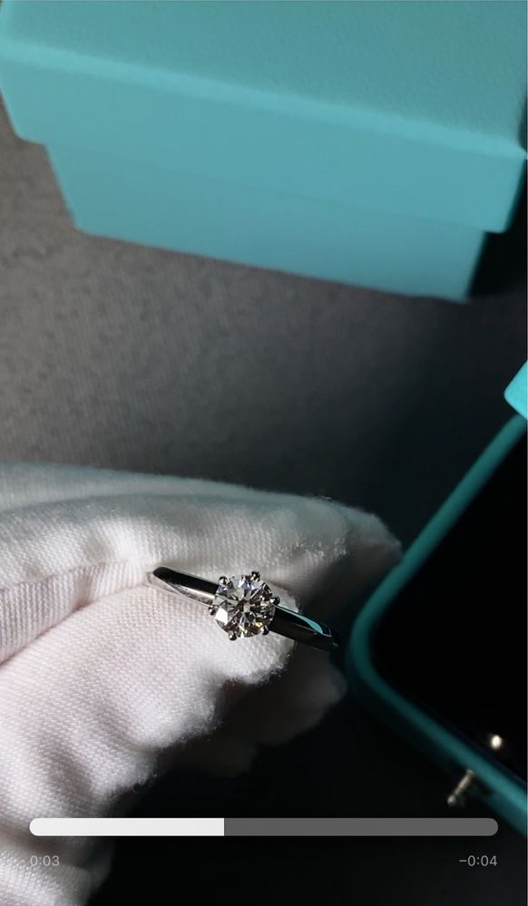 Золота каблучка з діамантом 0.7 ct GIA | кольцо бриллиант сертификат