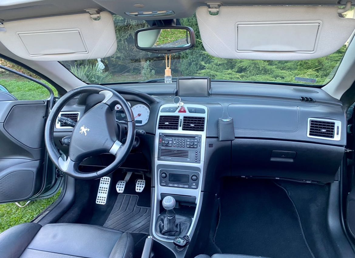 Peugeot 307 cc 2004 r  2.0