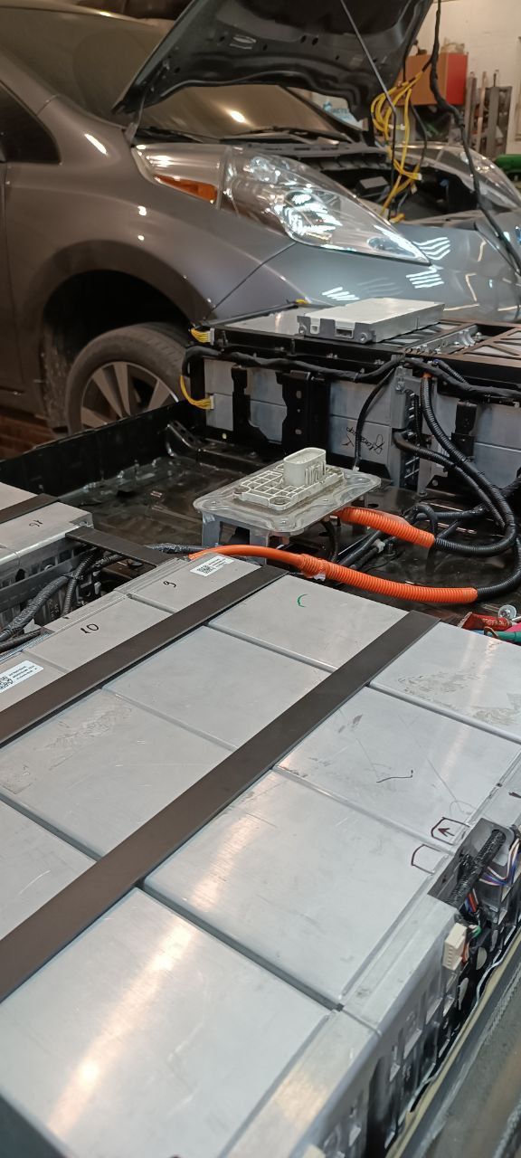 Батарея Nissan Leaf 2021 42 кВт/год по всій Україні