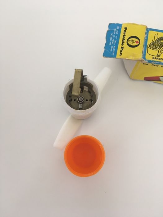 Mini-ventoinha a pilhas
