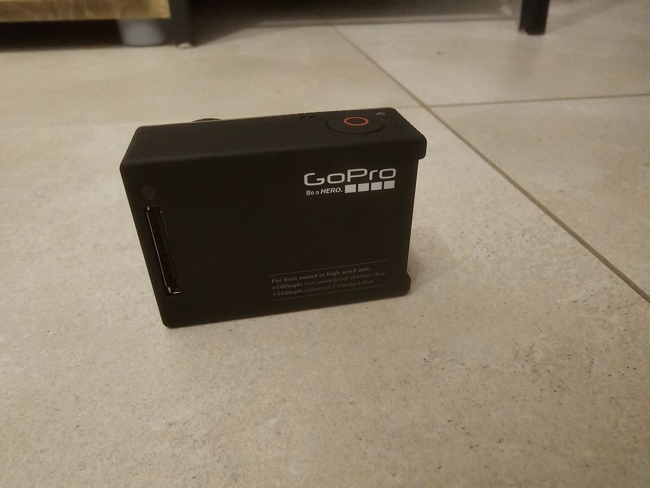 Dwie kamery gopro hero 4 black