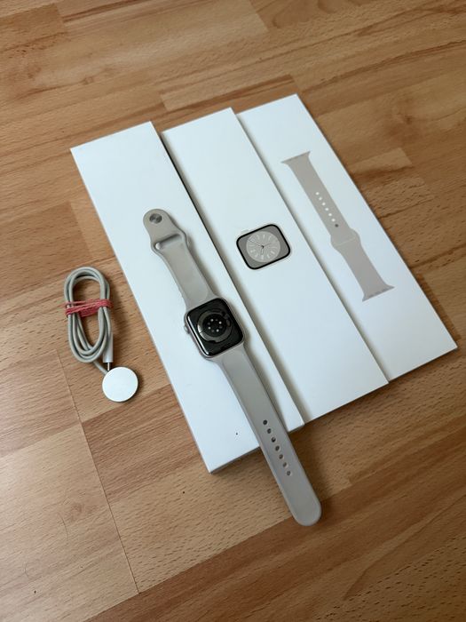 Apple Watch Series 8 45 mm Starlight / Полный Комплект