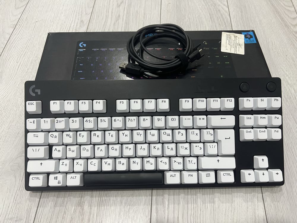 Клавіатура Logitech G PRO Mechanical Gaming USB