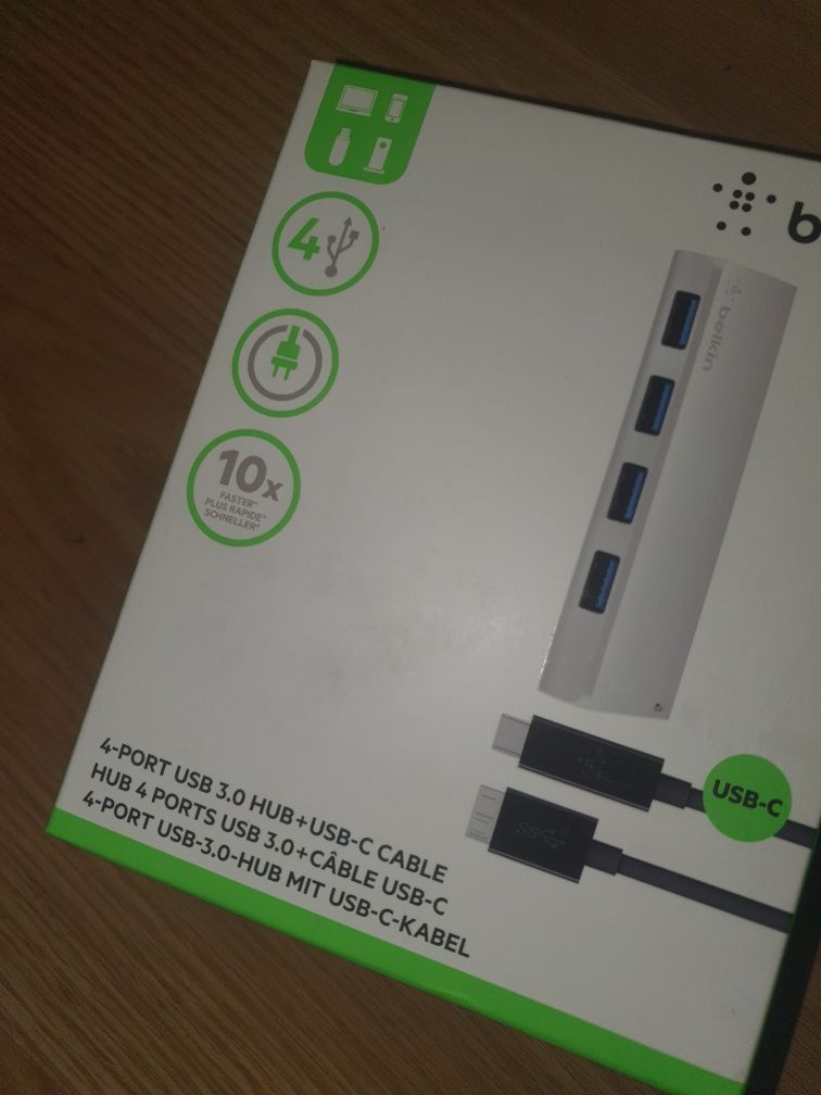 Hub USB-C Belkin P-F4U08800  HUB USB-C (4x USB)