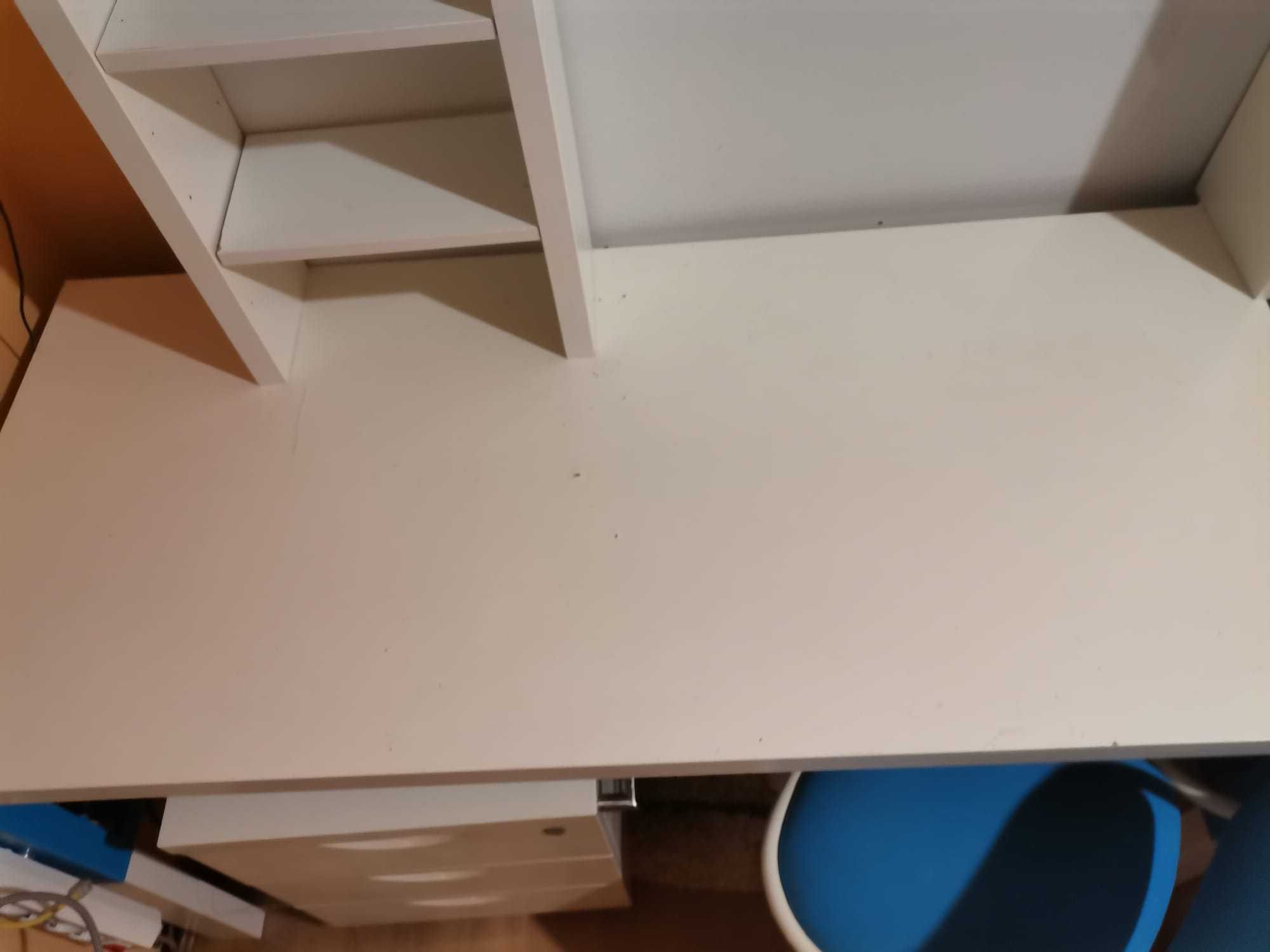 Biurko z półkami IKEA PAHL niebieskie z nadstawką