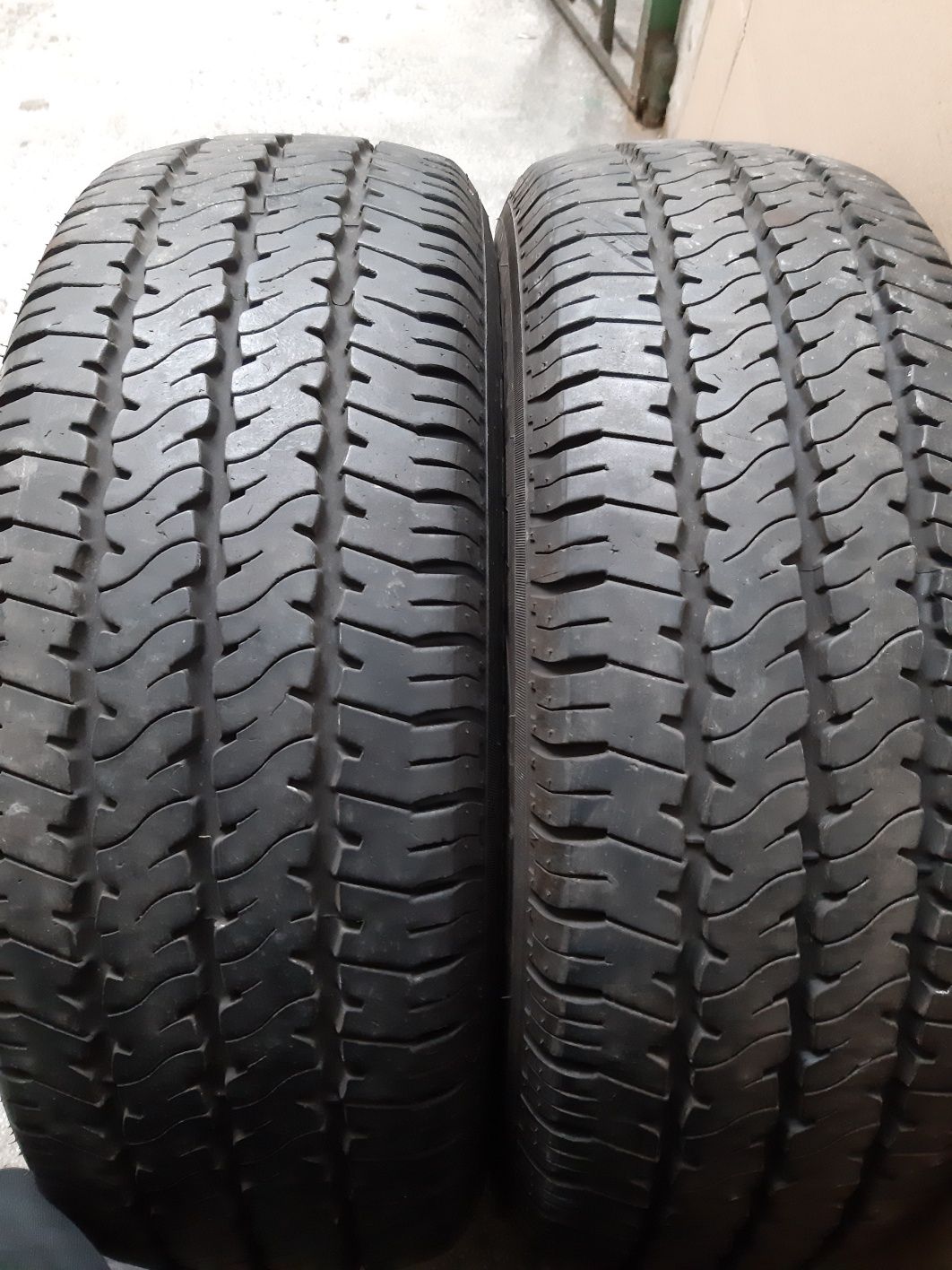 2 opony GT Radial 215 60 R17C