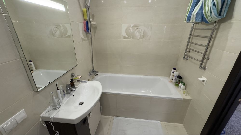 Оренда ізольованої кімнати Мазепи Спартак трц