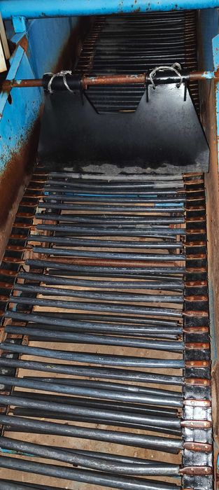 Bolko kombajn Bolek do zbioru cebuli ziemniak selery buraczków karlik