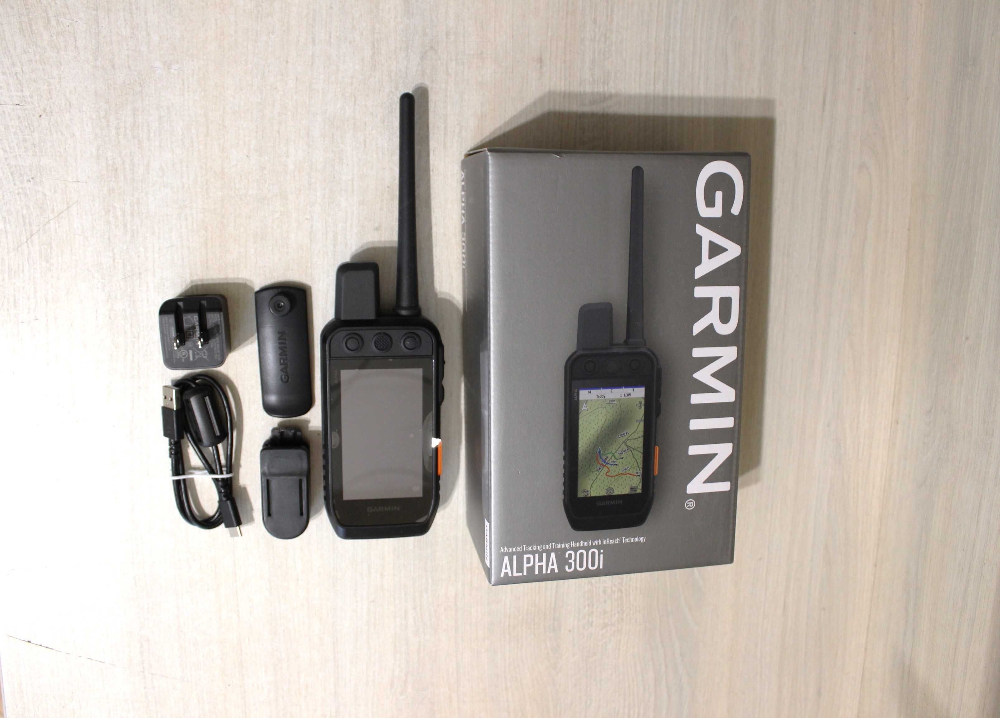 Комплект: навигатор Garmin Alpha 300i + ошейник Garmin Alpha TT25