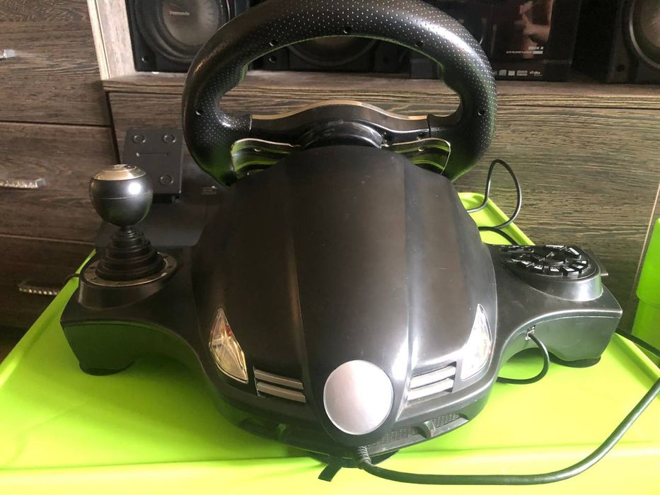 Игровой руль Bravis