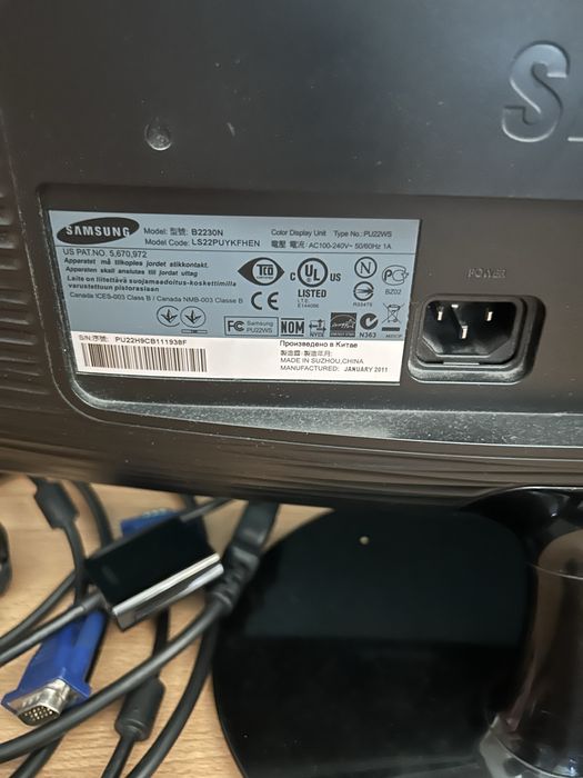 Monitor lcd 21,5