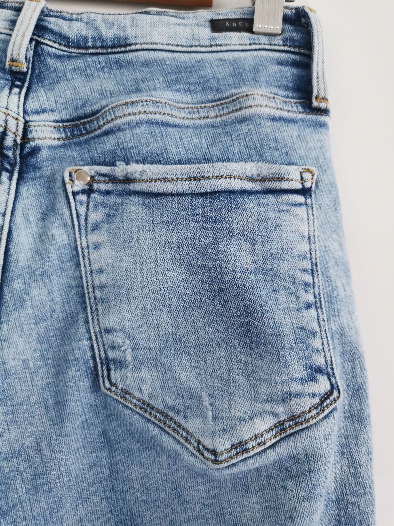 Jasne długie spodnie jeansy dżinsy S 36 H&M 28/34 Divided z wysokim st