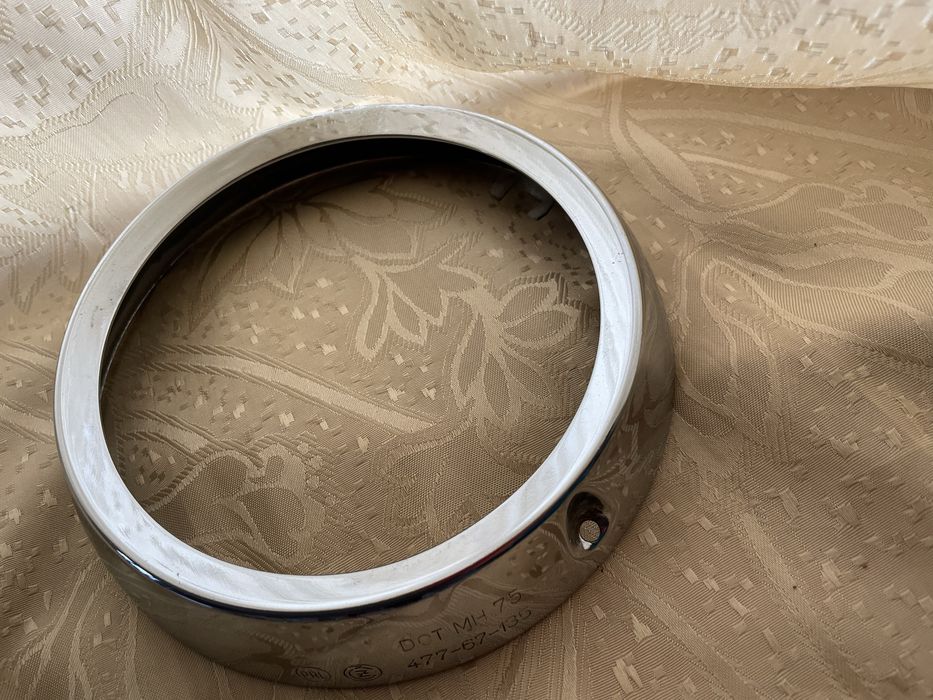 Ободок фари 472.3