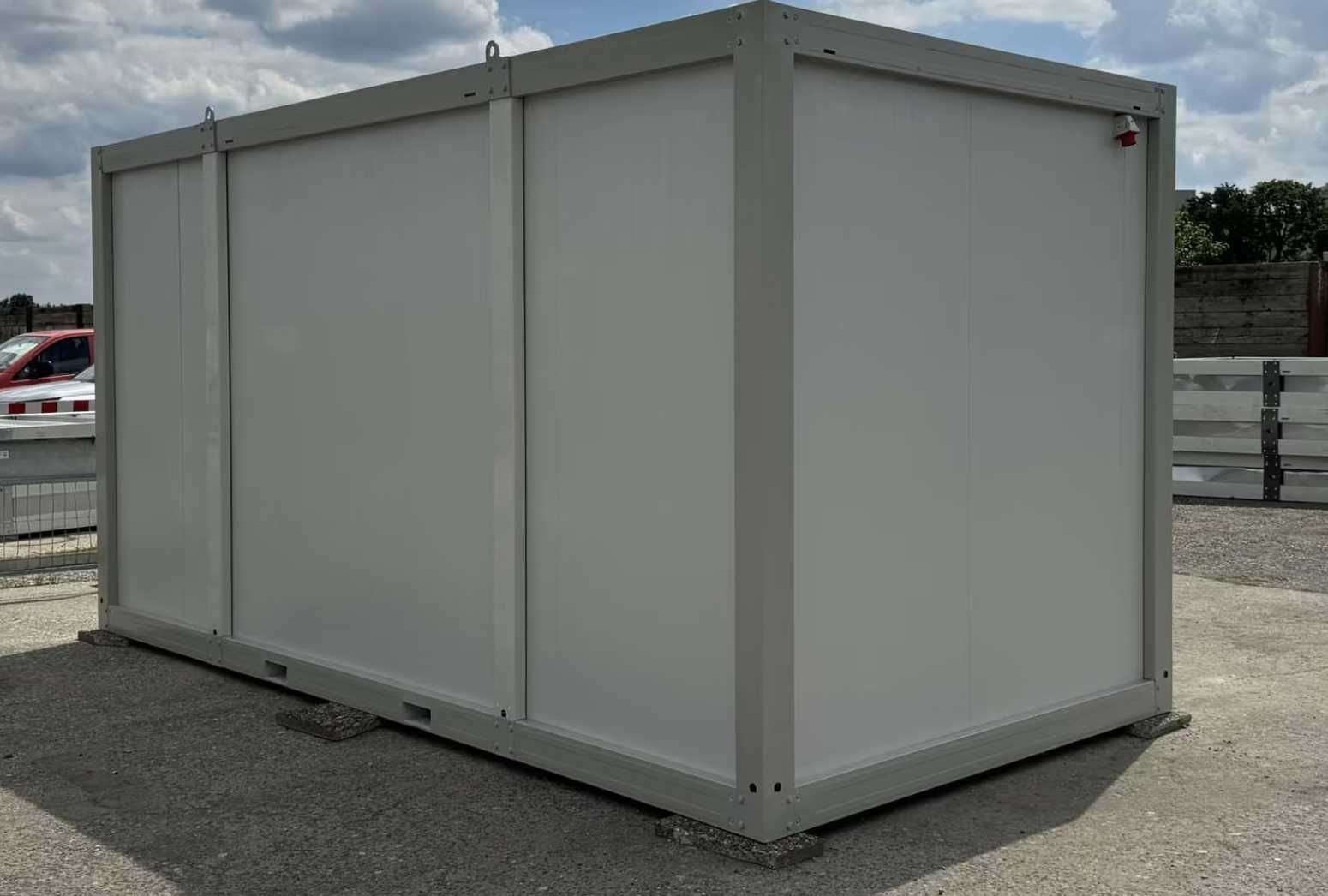 Kontener pawilon biurowy handlowy magazynowy stacjonarny 6x2,4 m