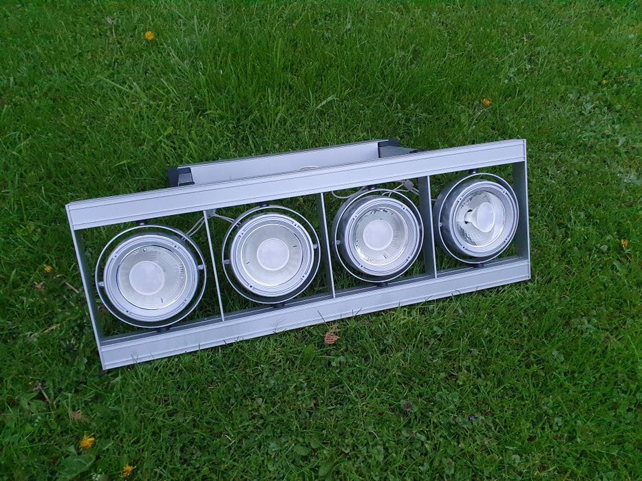 Oprawa sufitowa ścienna 4x 50W LED + dodatkowe swiatlo w górę Solidna