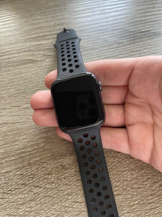 Apple Watch Series 4 Nike+ (GPS + Cellular) 44mm