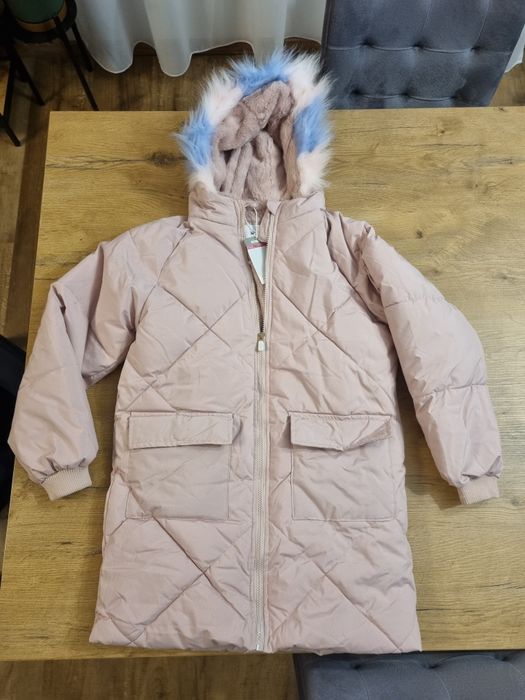 Nowa kurtka zimowa plaszczyk Sinsay 152