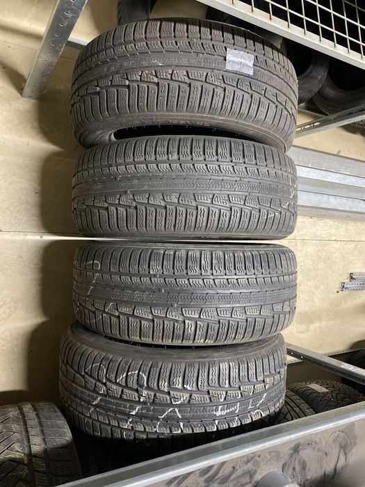 26. Opony zimowe nokian wr 235/55r17 komplet