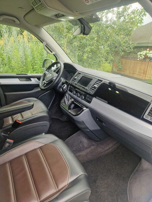 Volkswagen Multivan Highline 2016 • 4x4 • • Bogate wyposażenie •