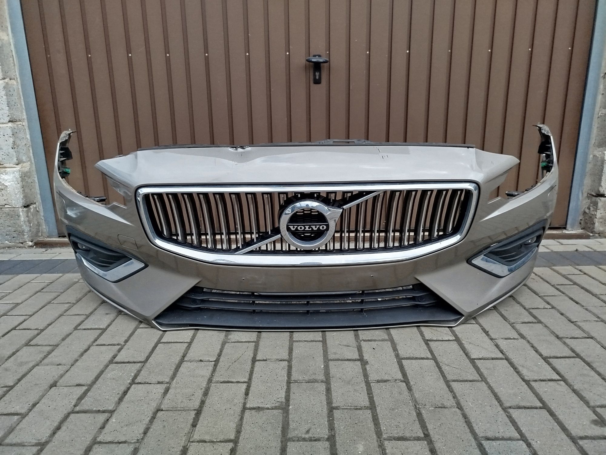 Volvo V60 S60 Zderzak Przod Kompletny