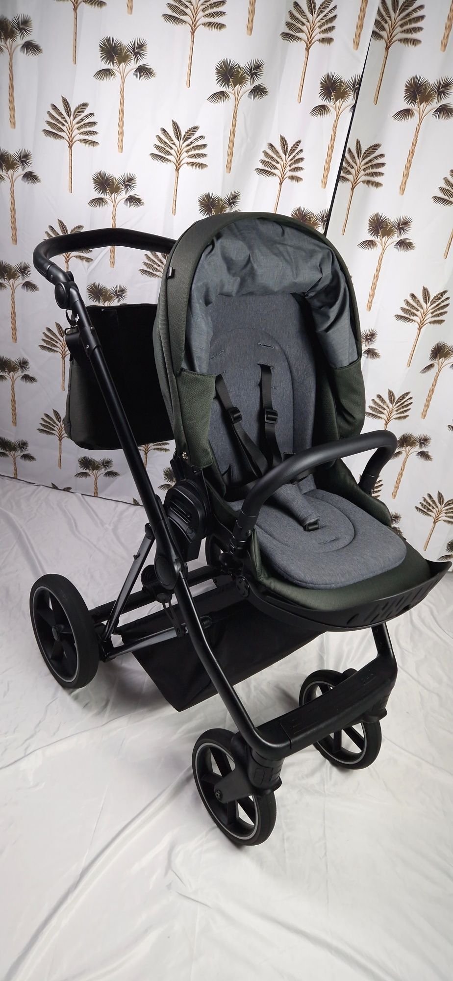 Wózek Roan Ivi 4w1