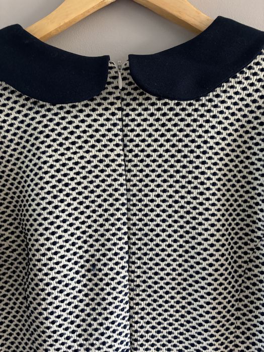 Sukienka wizytowa z kołnierzykiem rozmiar 40