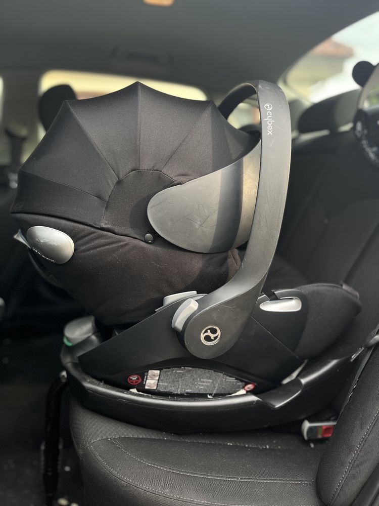 Fotelik Cybex Cloud Q + baza